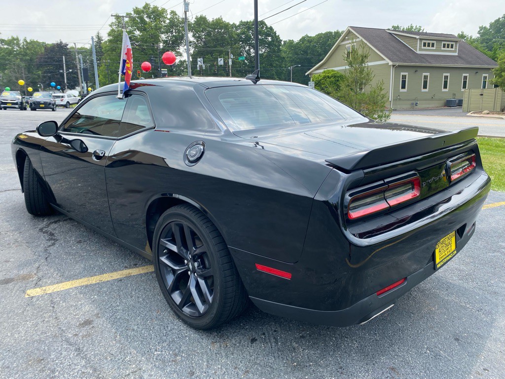 2023 Dodge Challenger Image 4