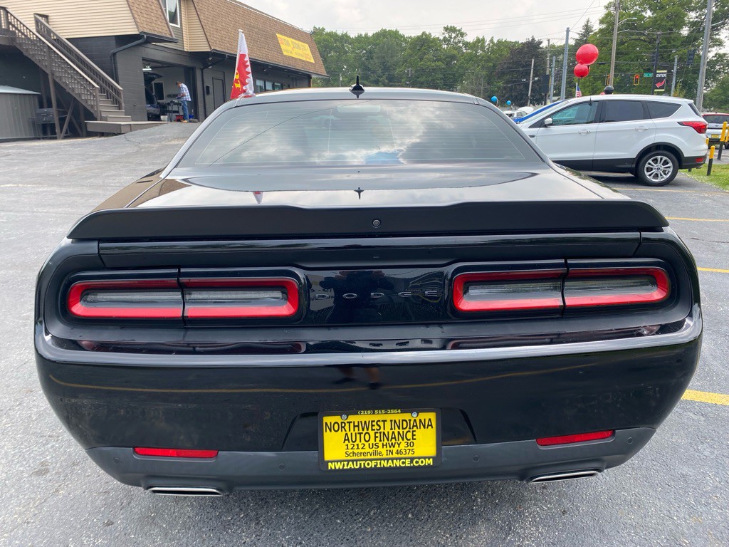 2023 Dodge Challenger Image 5