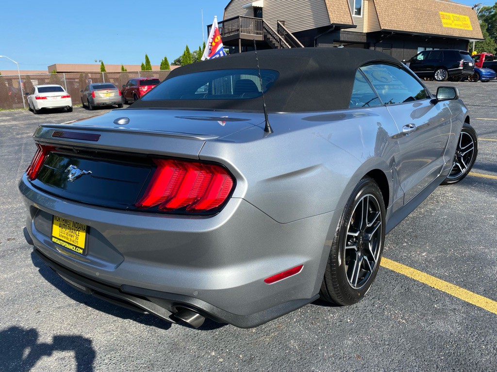 2022 Ford Mustang Image 6
