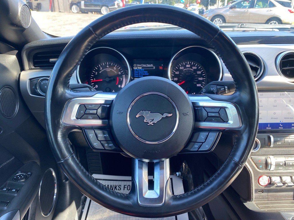 2022 Ford Mustang Image 19
