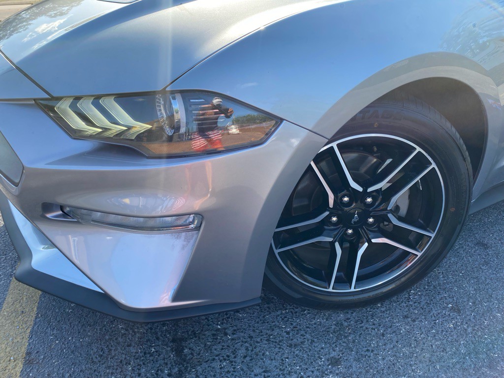 2022 Ford Mustang Image 28