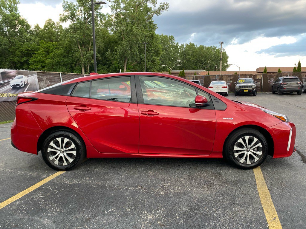 2022 Toyota Prius Image 8
