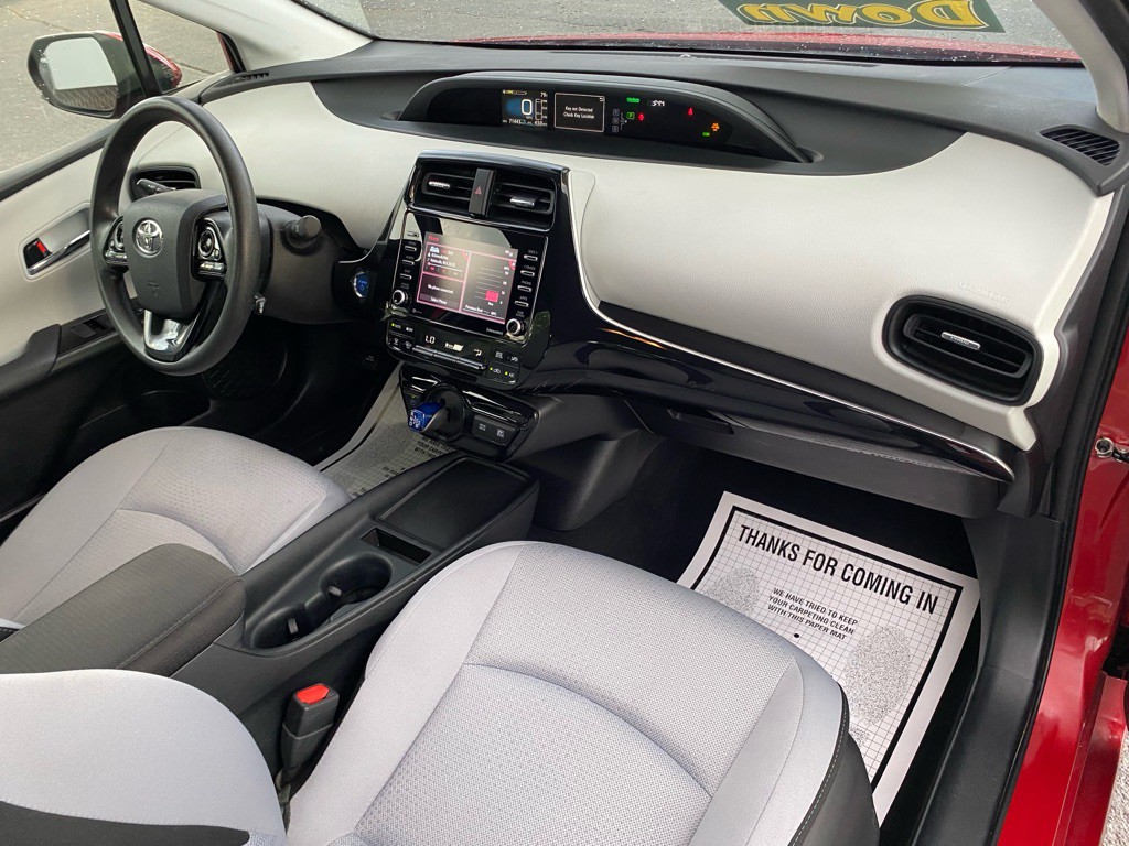 2022 Toyota Prius Image 9