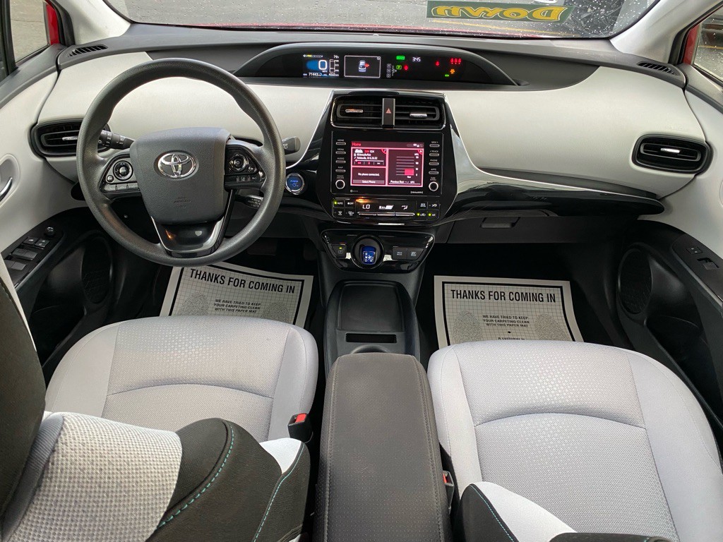 2022 Toyota Prius Image 11