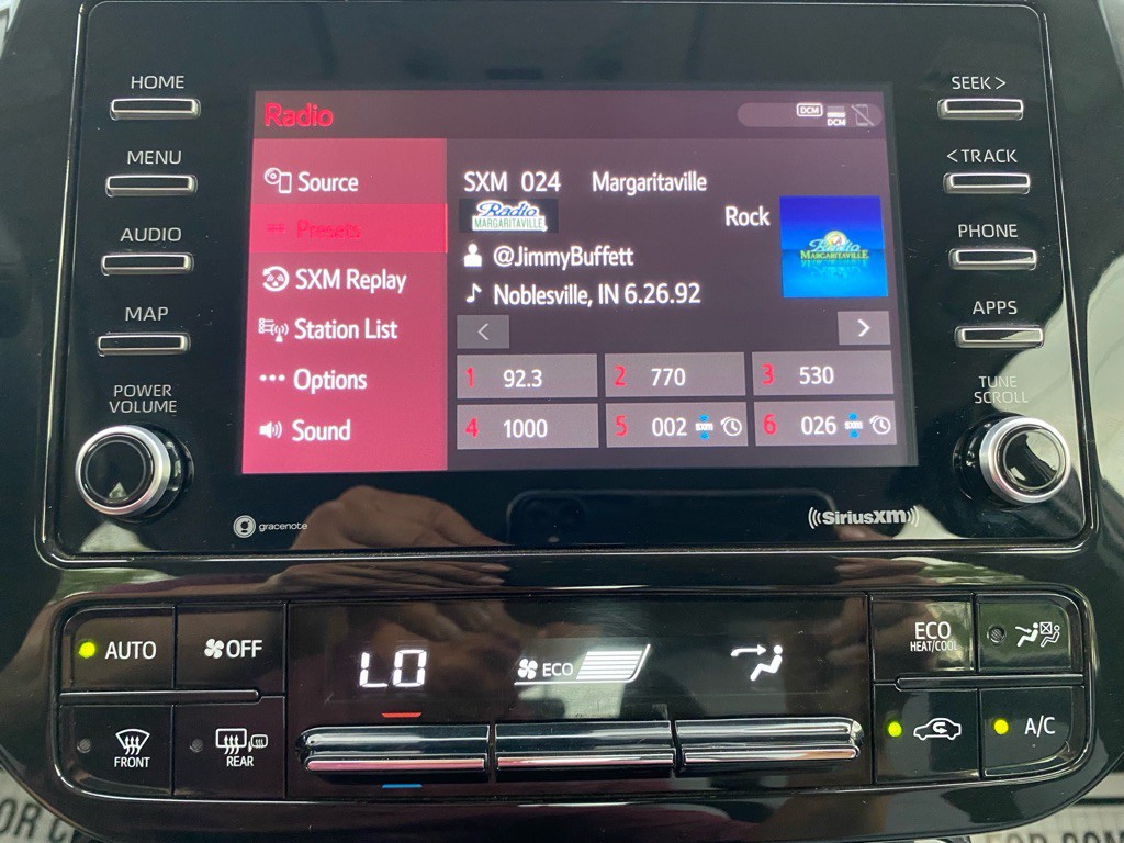 2022 Toyota Prius Image 18