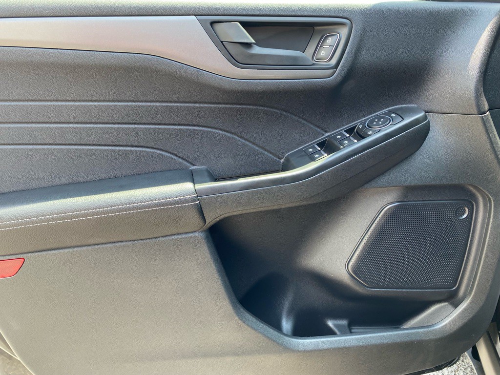 2024 Ford Escape Image 32