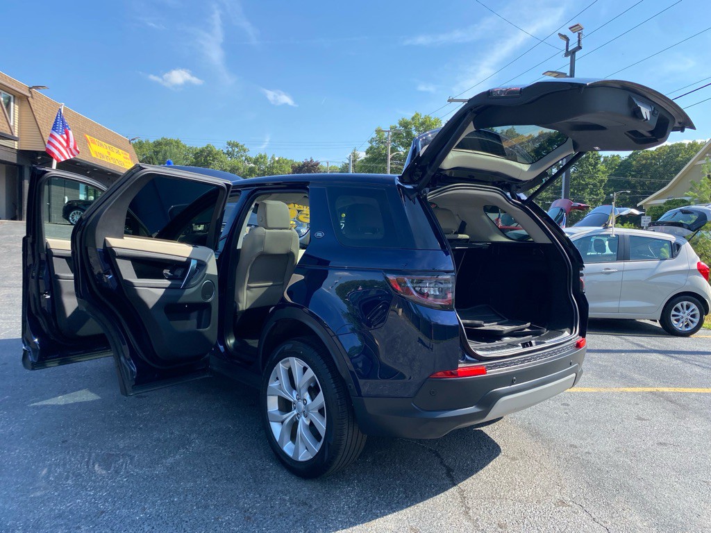 2021 Land Rover Discovery Sport Image 38