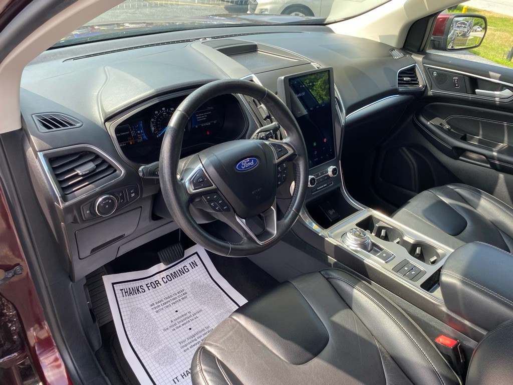 2022 Ford Edge Image 14
