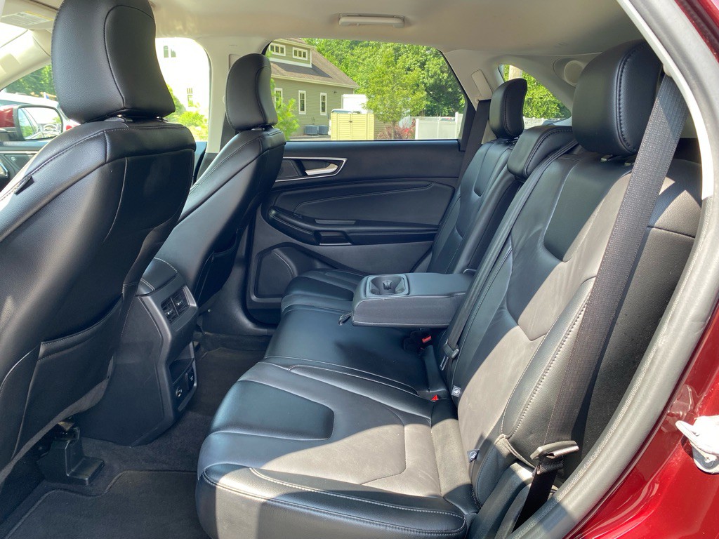 2022 Ford Edge Image 29