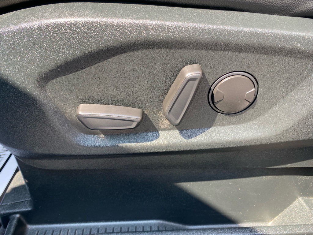 2022 Ford Edge Image 30