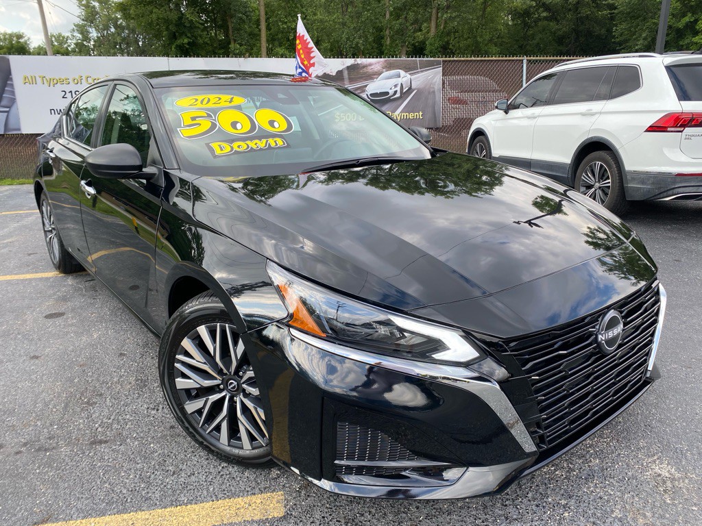 2024 Nissan Altima Image 1