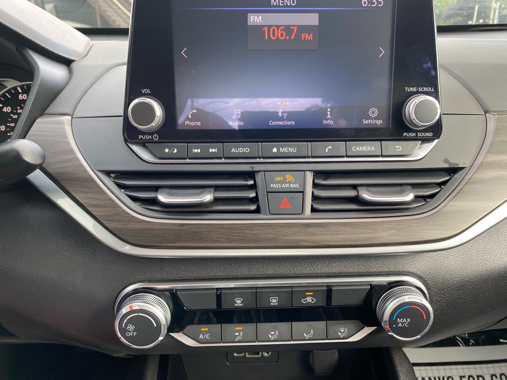 2024 Nissan Altima Image 15
