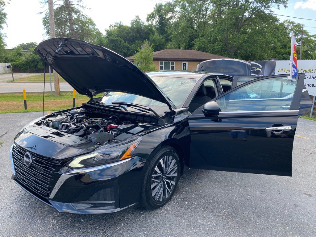 2024 Nissan Altima Image 36