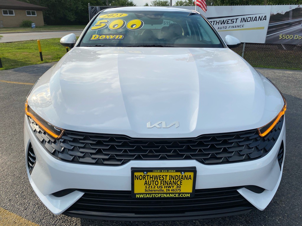 2023 Kia K5 Image 2