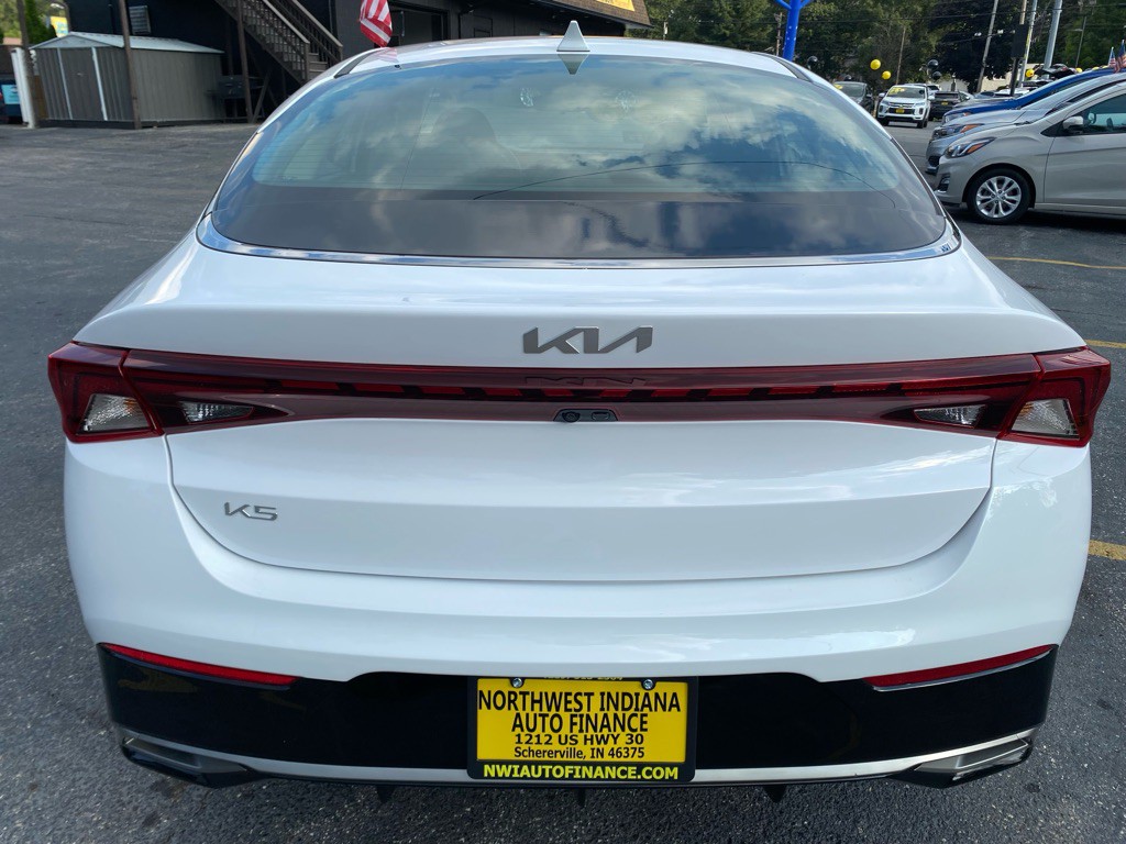 2023 Kia K5 Image 5