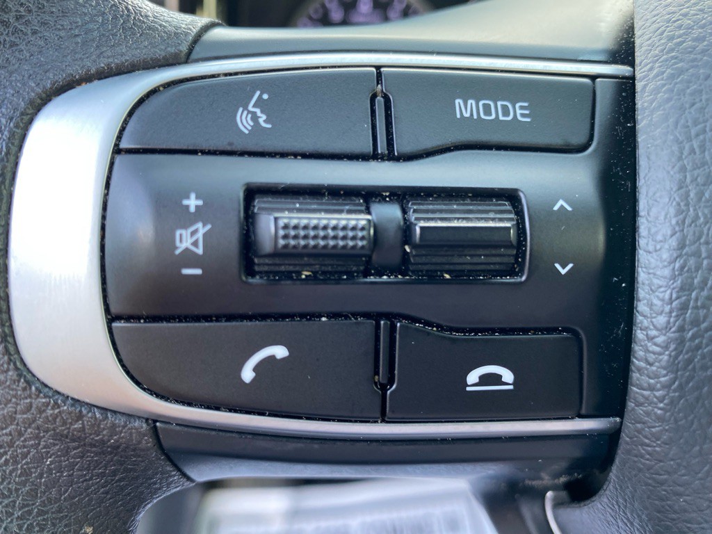 2023 Kia K5 Image 23