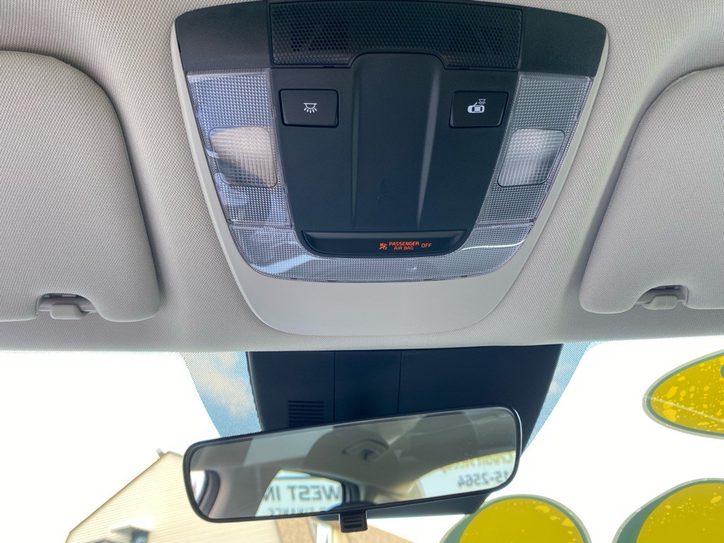 2023 Kia K5 Image 26