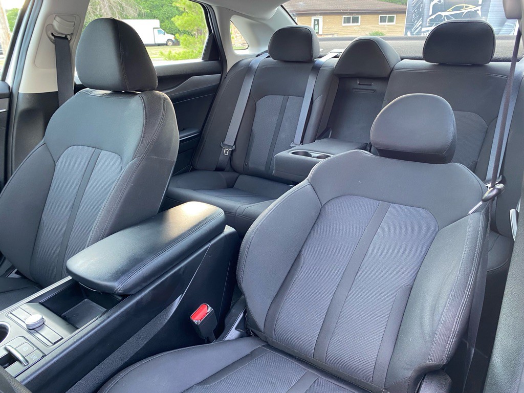 2023 Kia K5 Image 28