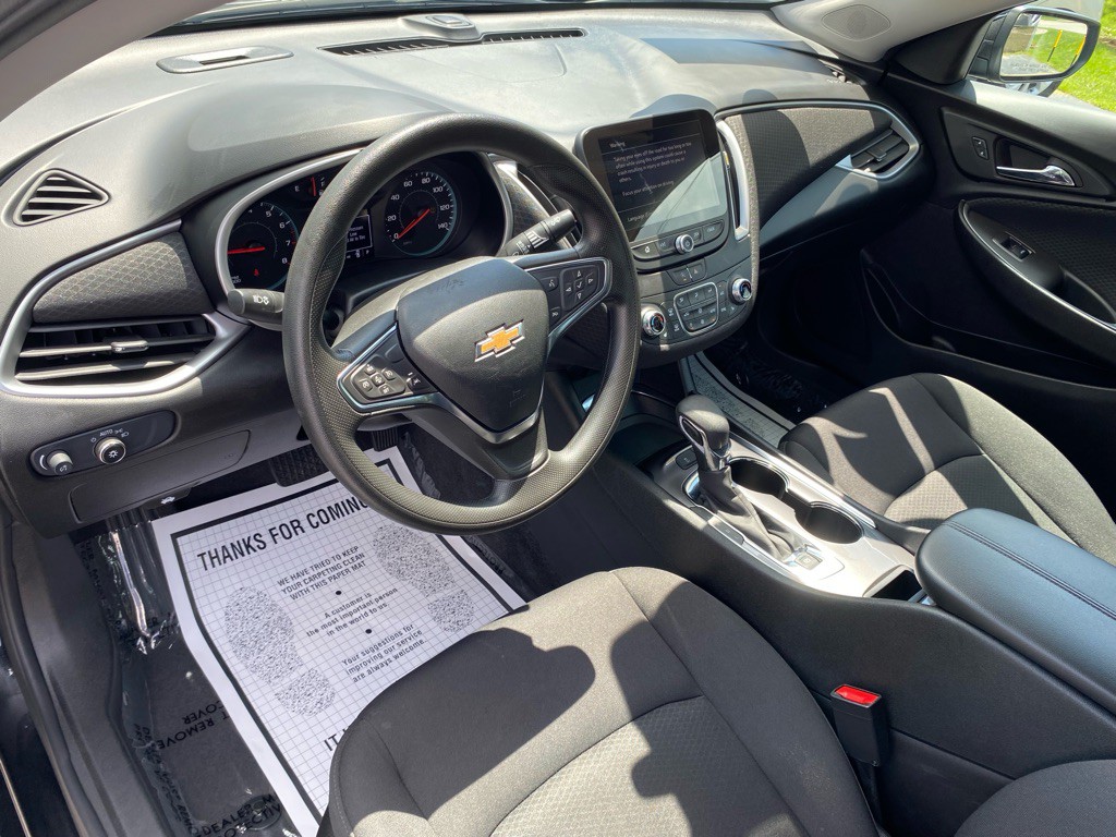 2025 Chevrolet Malibu Image 15