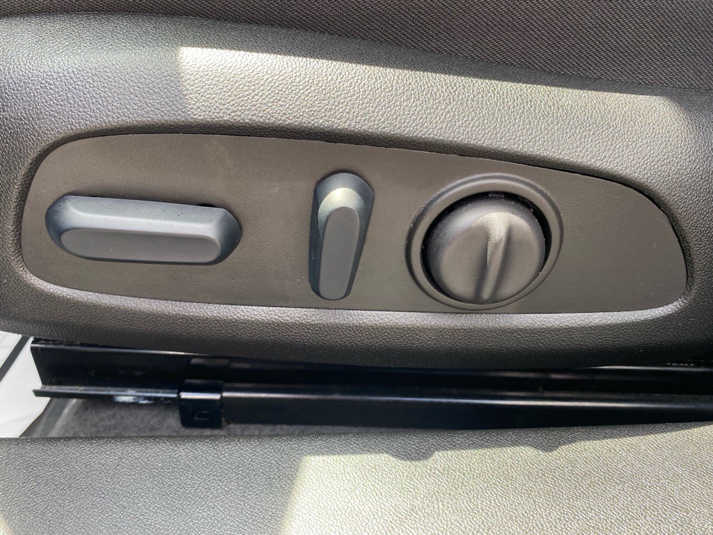 2025 Chevrolet Malibu Image 32