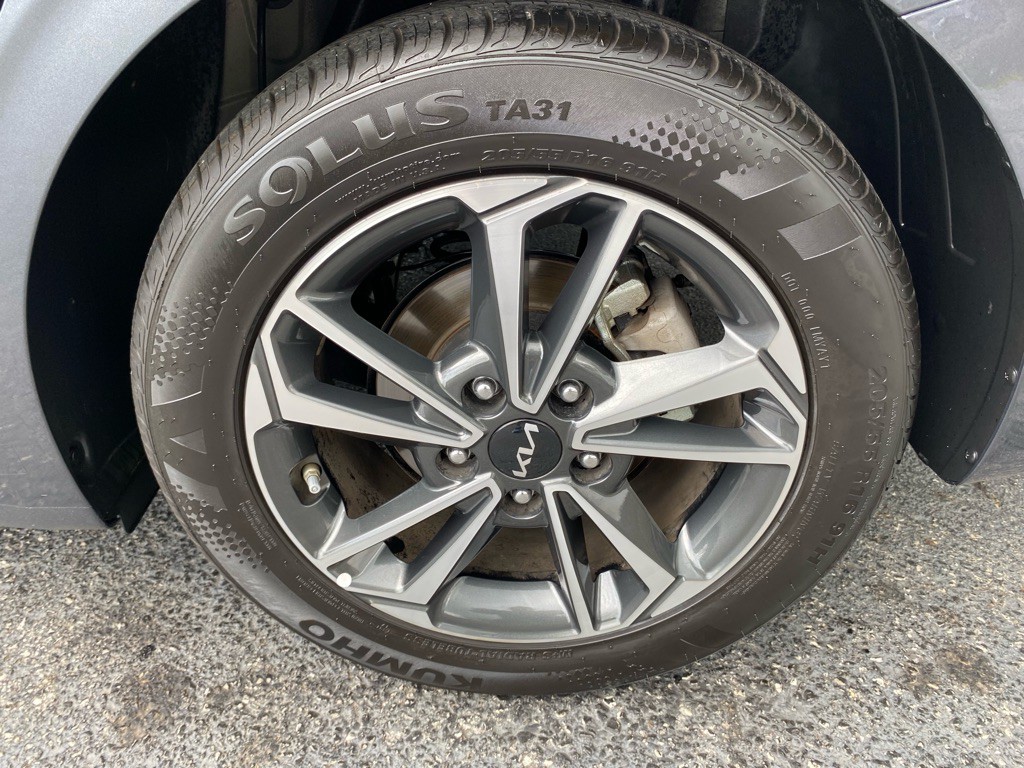 2024 Kia Forte Image 33