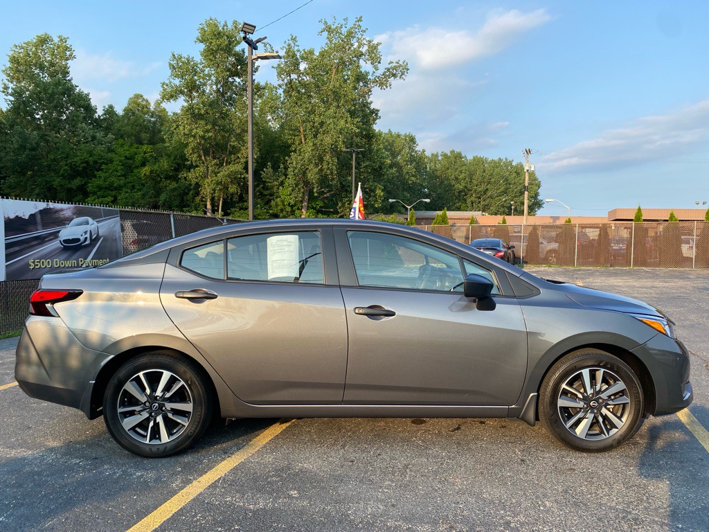 2024 Nissan Versa Image 7