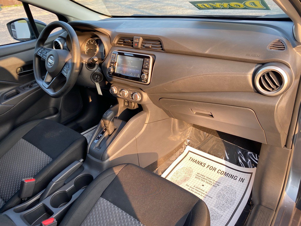 2024 Nissan Versa Image 8