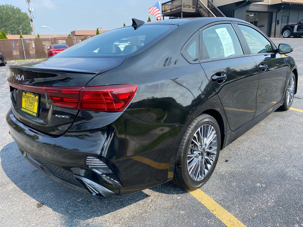 2022 Kia Forte Image 6