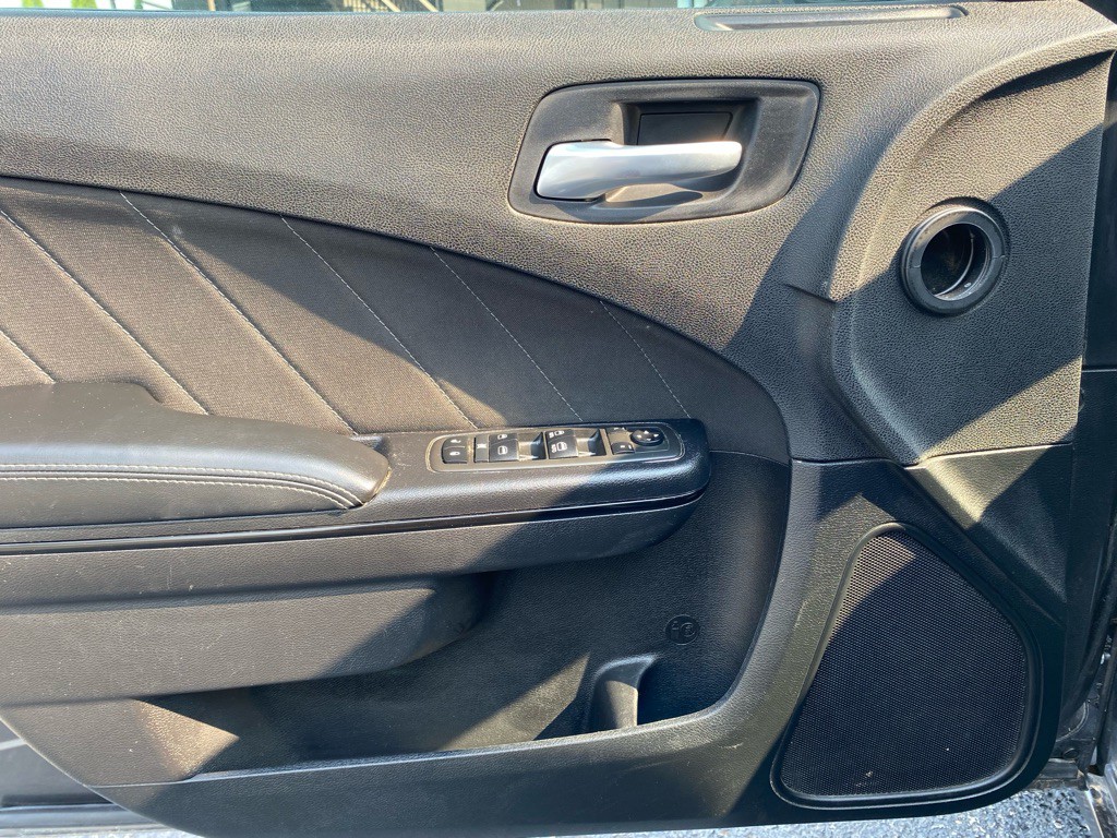 2021 Dodge Charger Image 30