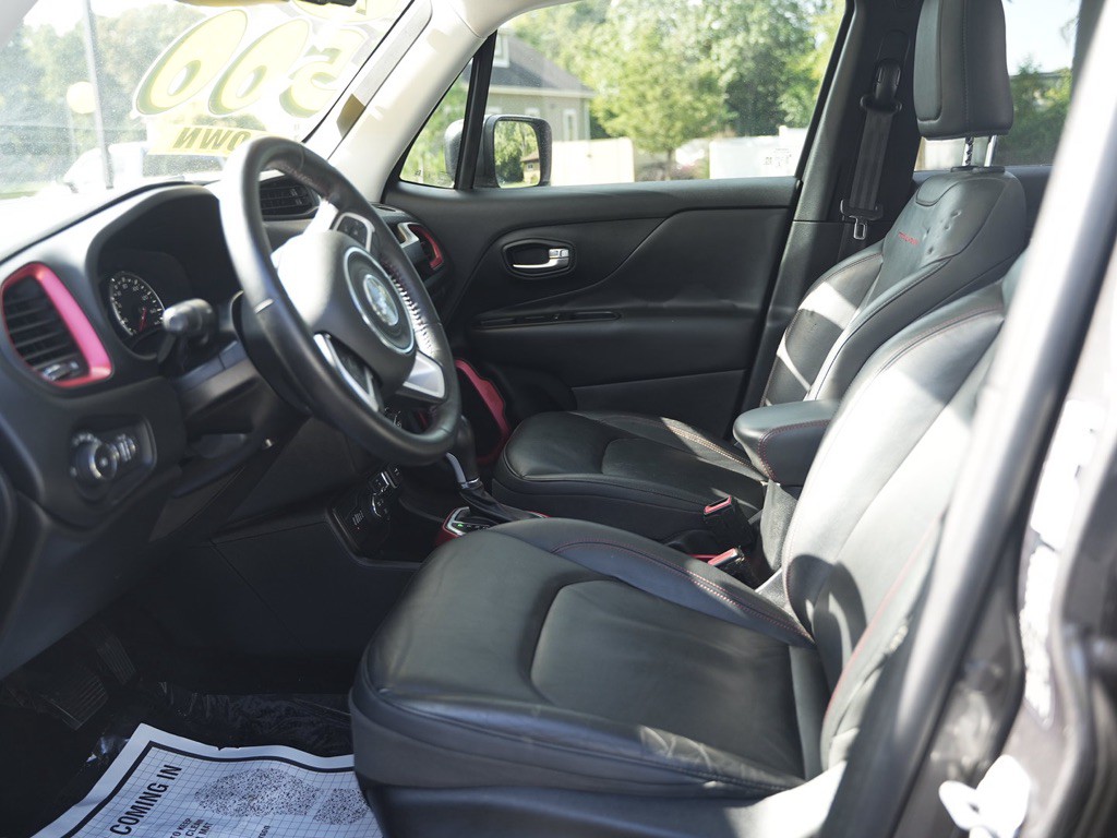 2019 Jeep Renegade Image 17