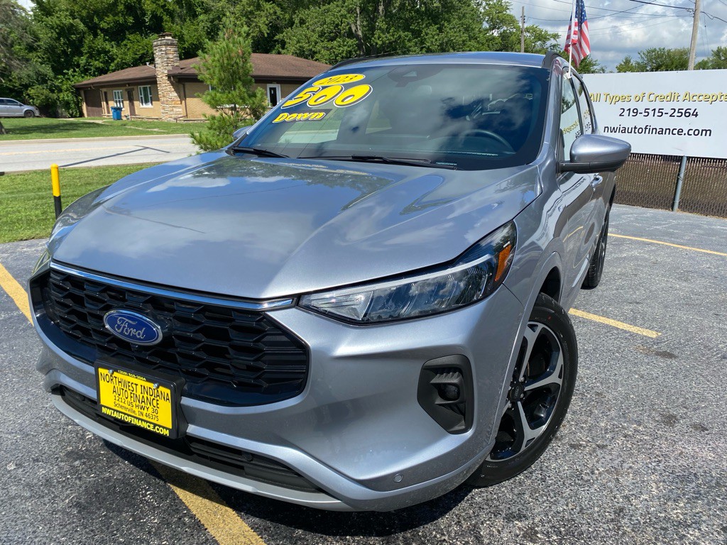 2023 Ford Escape Image 3