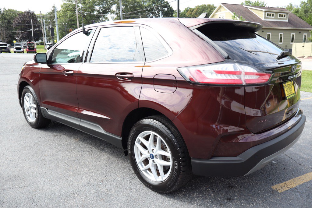2022 Ford Edge Image 4