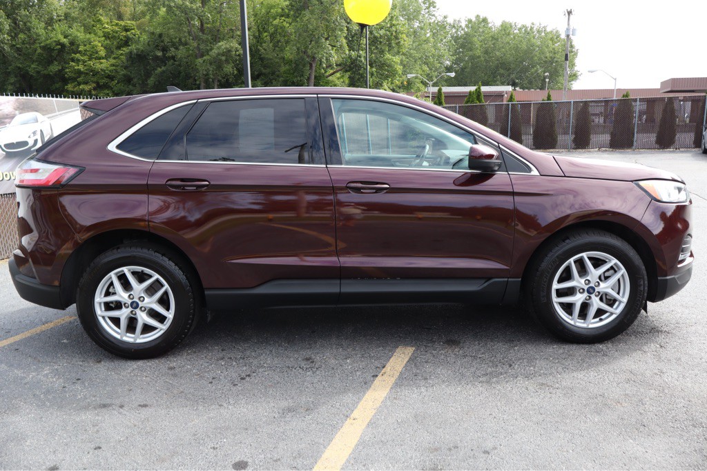 2022 Ford Edge Image 6
