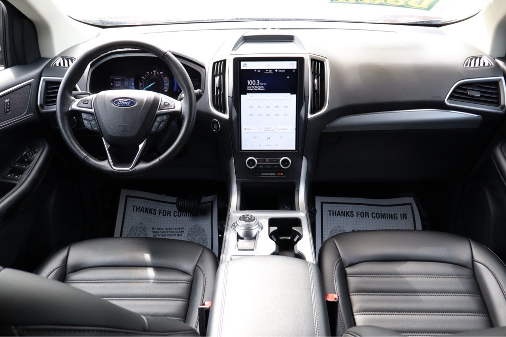 2022 Ford Edge Image 9
