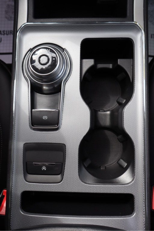 2022 Ford Edge Image 12