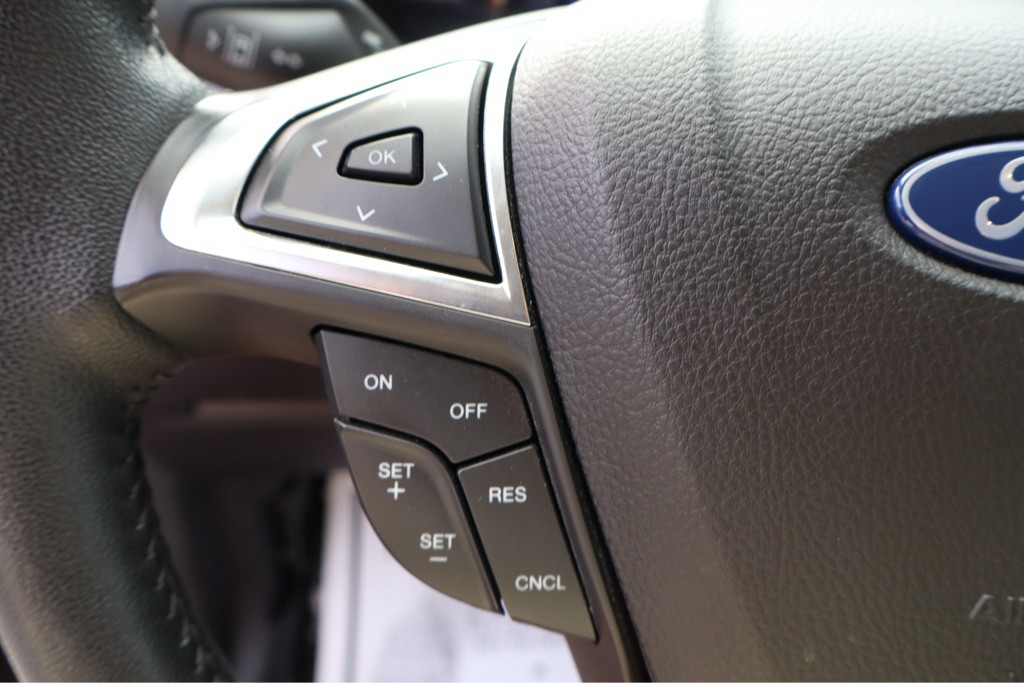 2022 Ford Edge Image 18