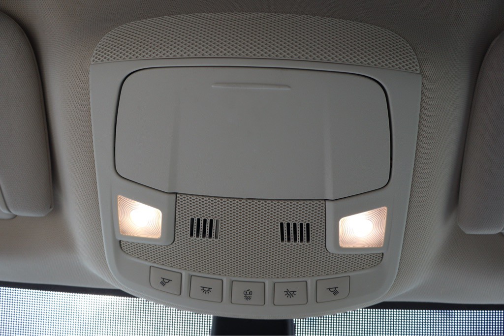 2022 Ford Edge Image 22