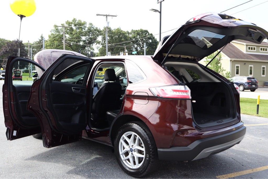 2022 Ford Edge Image 32