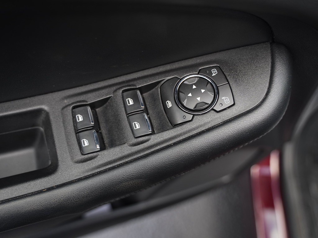 2022 Ford Edge Image 47