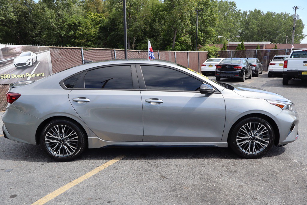 2023 Kia Forte Image 7