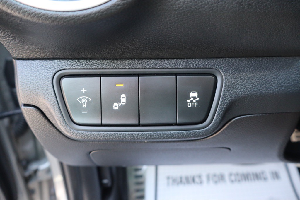2023 Kia Forte Image 25