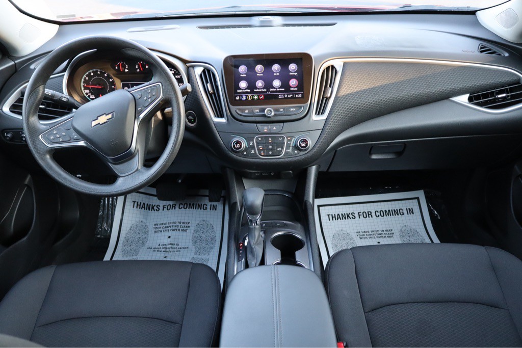 2025 Chevrolet Malibu Image 10