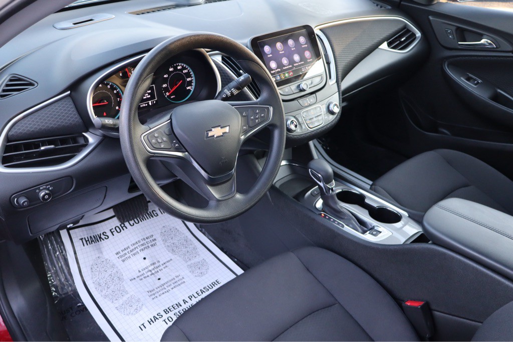 2025 Chevrolet Malibu Image 14