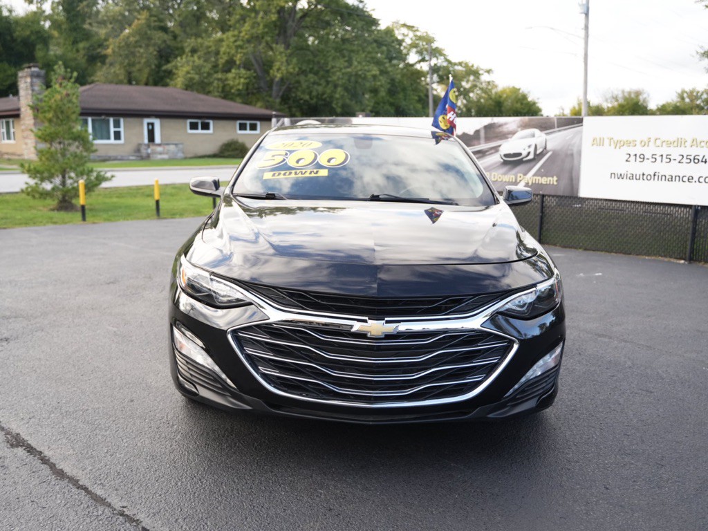 2020 Chevrolet Malibu Image 2