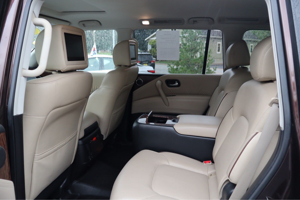 2019 Nissan Armada Image 32