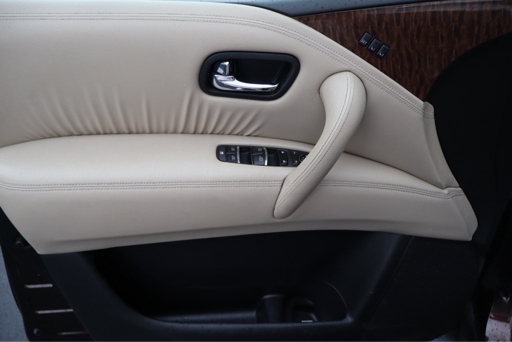 2019 Nissan Armada Image 35