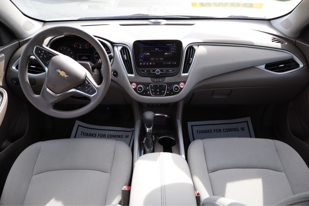2025 Chevrolet Malibu Image 10
