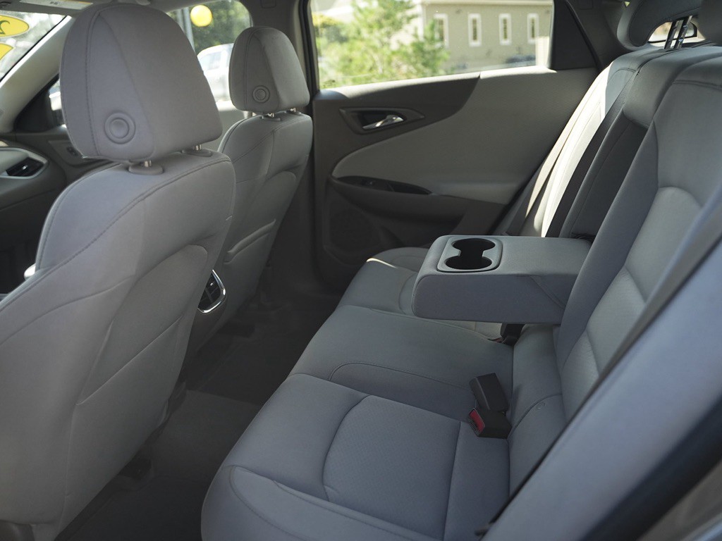2025 Chevrolet Malibu Image 50