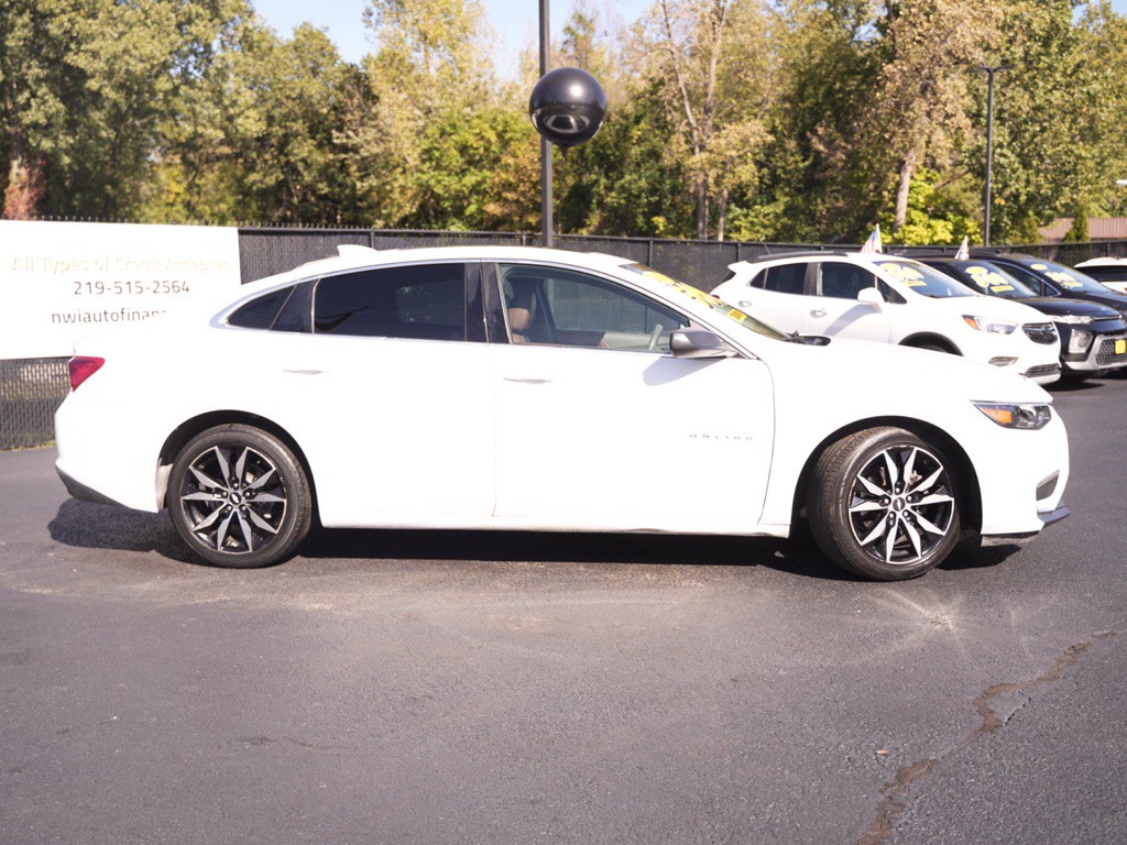 2018 Chevrolet Malibu Image 21