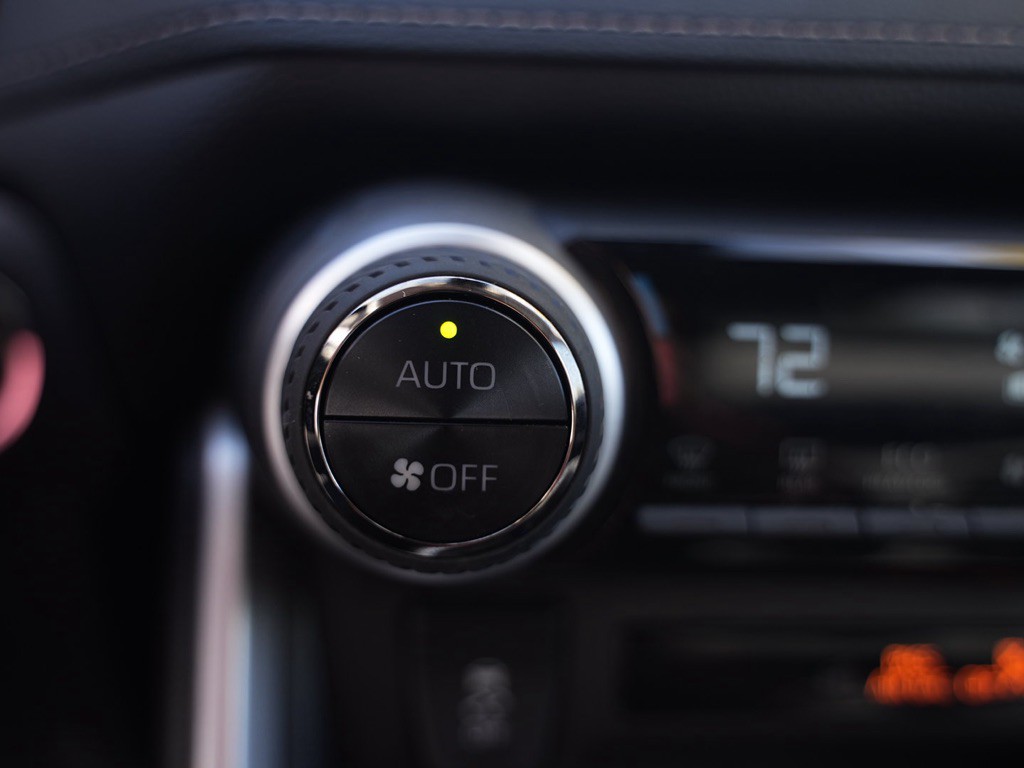 2025 Toyota Rav4 Image 13